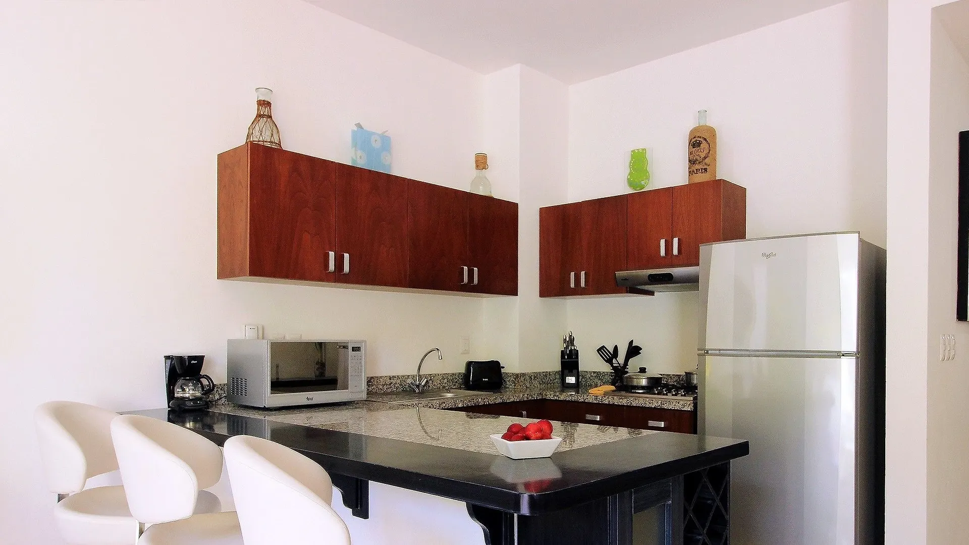 Apartment 1 Bedroom Apt With Hot Tub By Olahola Akumal Mexico
